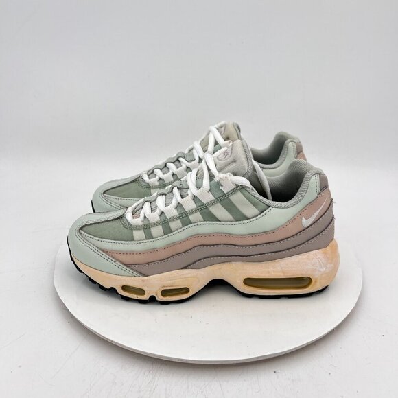 Nike Air Max 95 Women Size 7 AH6789-604 Light Silver Moon Particle Shoes - Picture 1 of 13